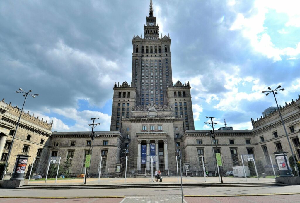 Palac Kultury i Nauki Palac Mlodziezy w Warszawie scaled e1647947315213