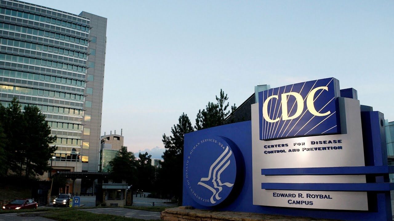CDC nie jest w stanie zaprzeczyć, że szczepionki nie powodują nowych wariantów