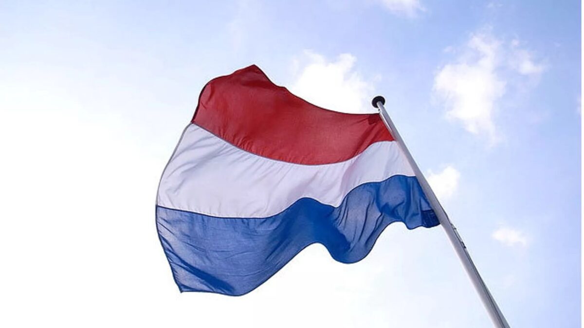 flaga holandii e1660142757857