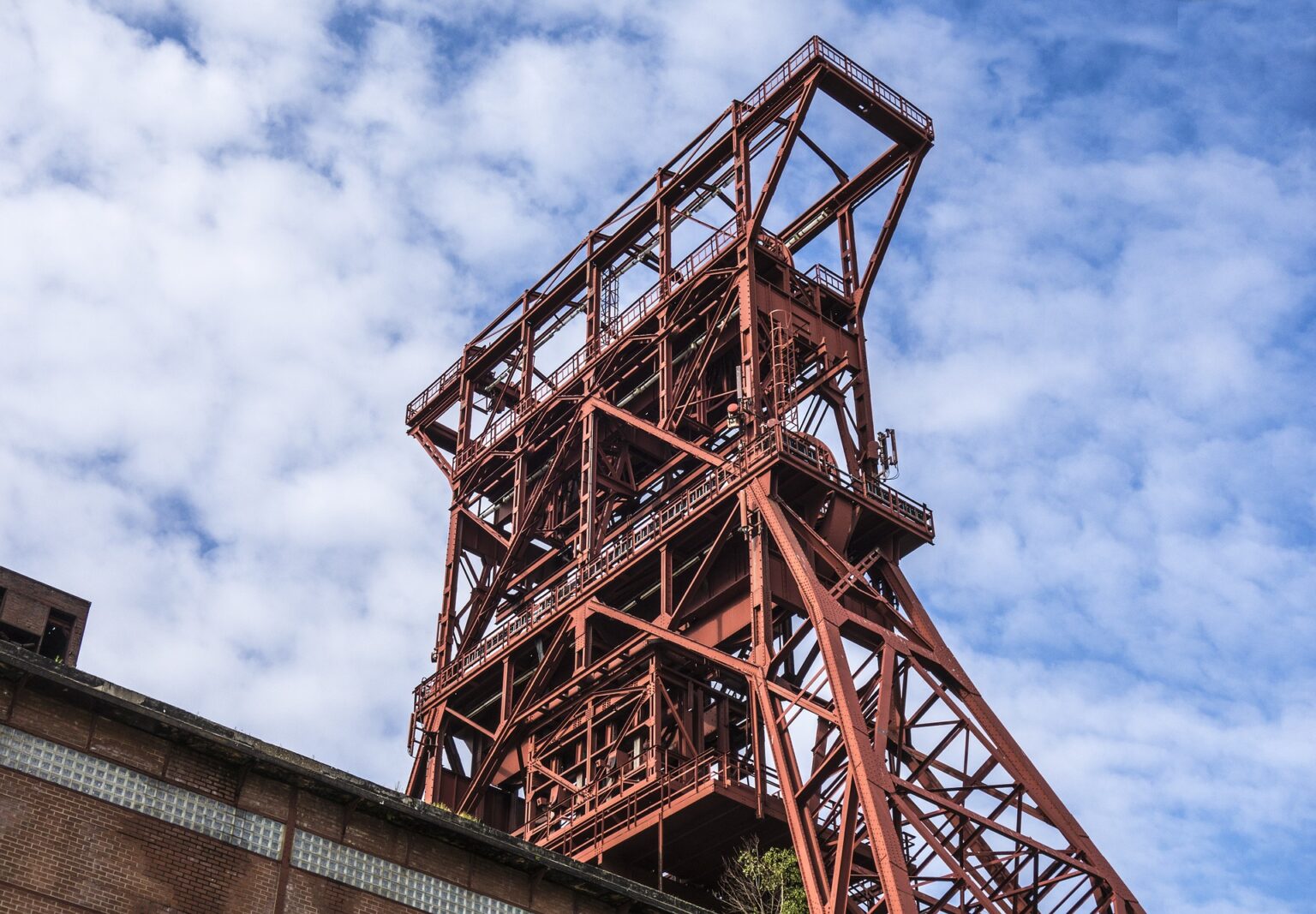 headframe 4181814 1920