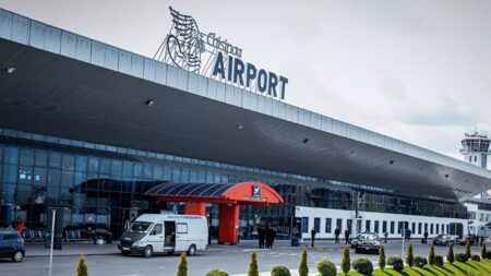 Lotnisko w Kiszyniowie.