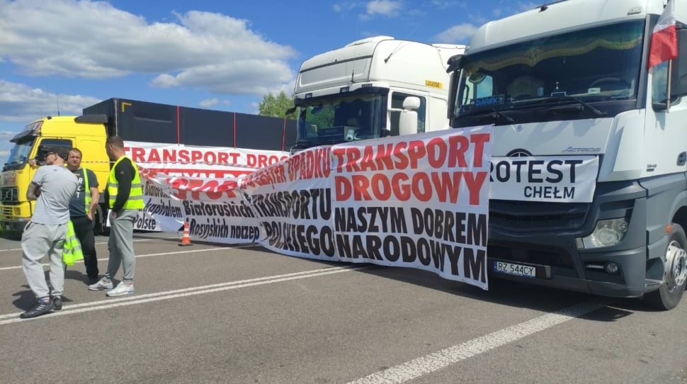 Protest polskich przewoznikow w Dorohusk