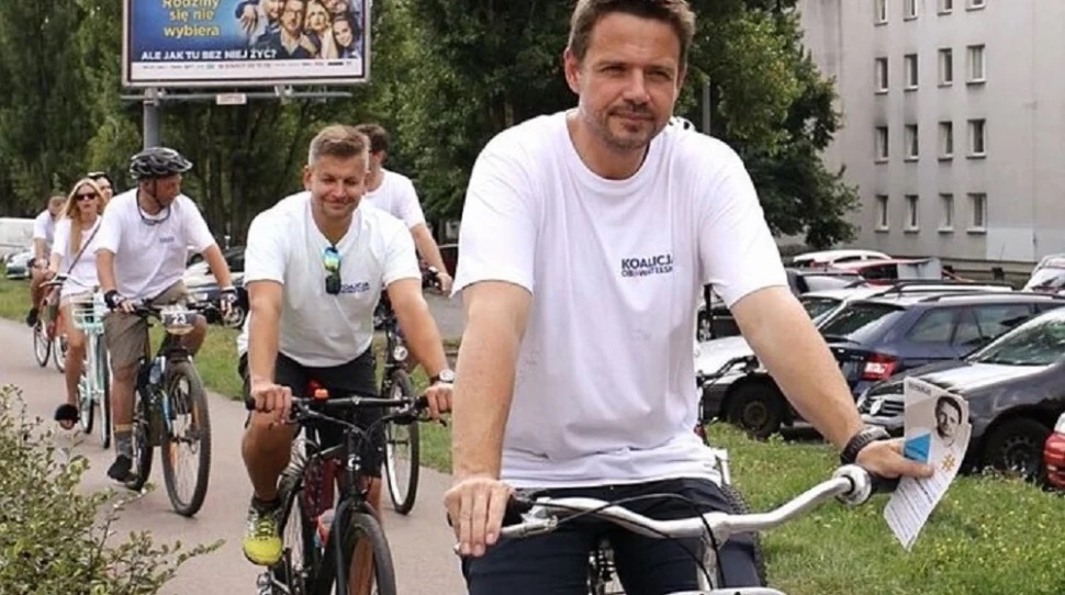 Rafal Trzaskowski rower