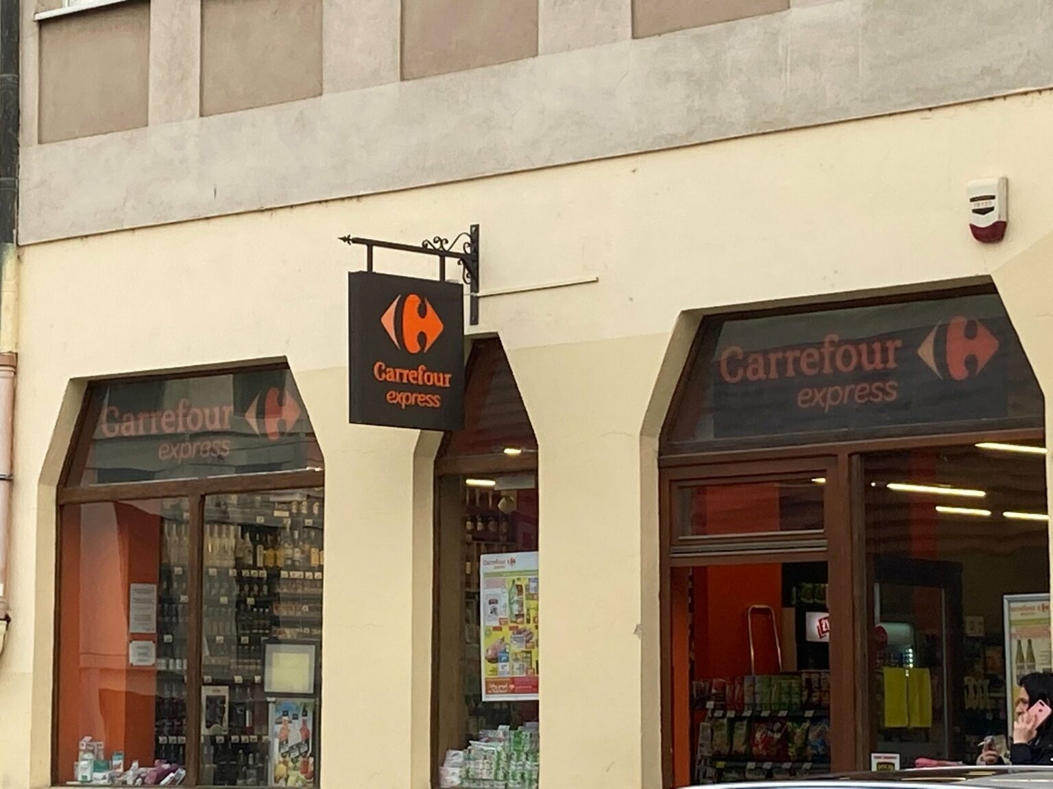 Carrefour express b4046010e9