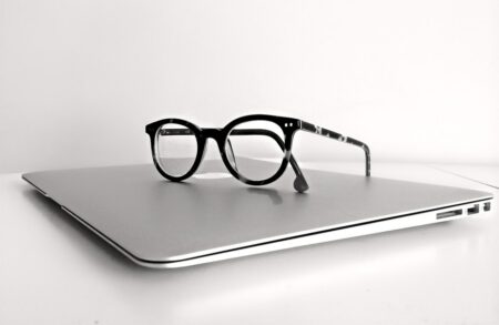 Pracownik okulary komputer