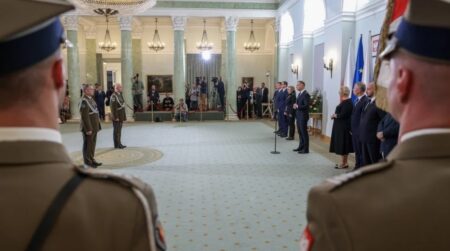 Nominacja generalow Kukuly i Klisza przez prezydenta