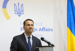 Sikorski na Ukrainie