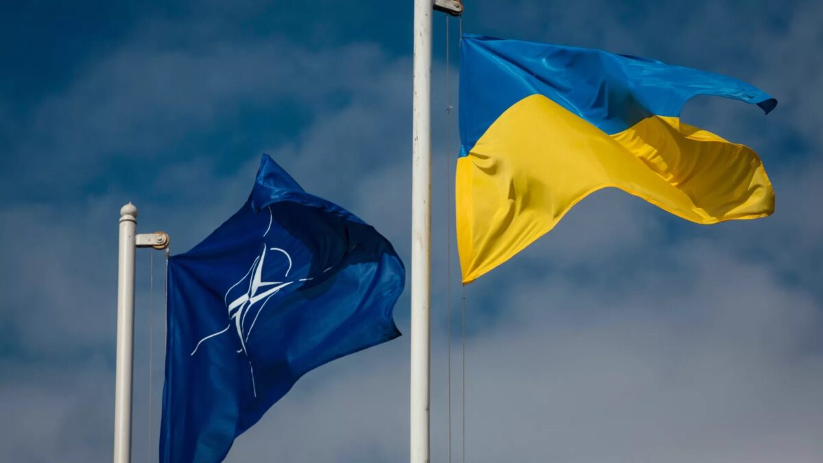 Ukraina i NATO