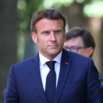 Macron 1