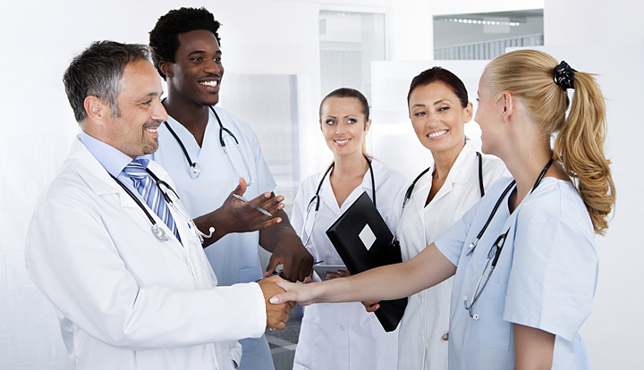 USA: Szpital znosi obowiązek szczepienia wśród pracowników Lekarze USA 29.09