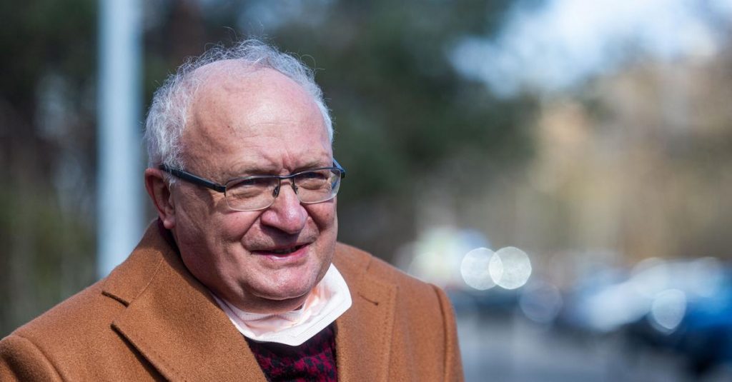 Dziwne powiązania z Big Pharma siomon