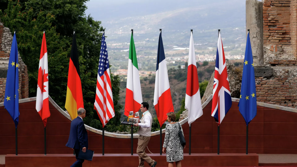 Trump wypowiedział się na temat pomysłu zaproszenia Rosji do dołączenia do G7 G7 Falgi