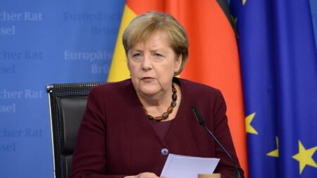 »Nie bylibyśmy z nią w biedzie«. Niemcy poparli Merkel za jej słowa o Rosji Merkel