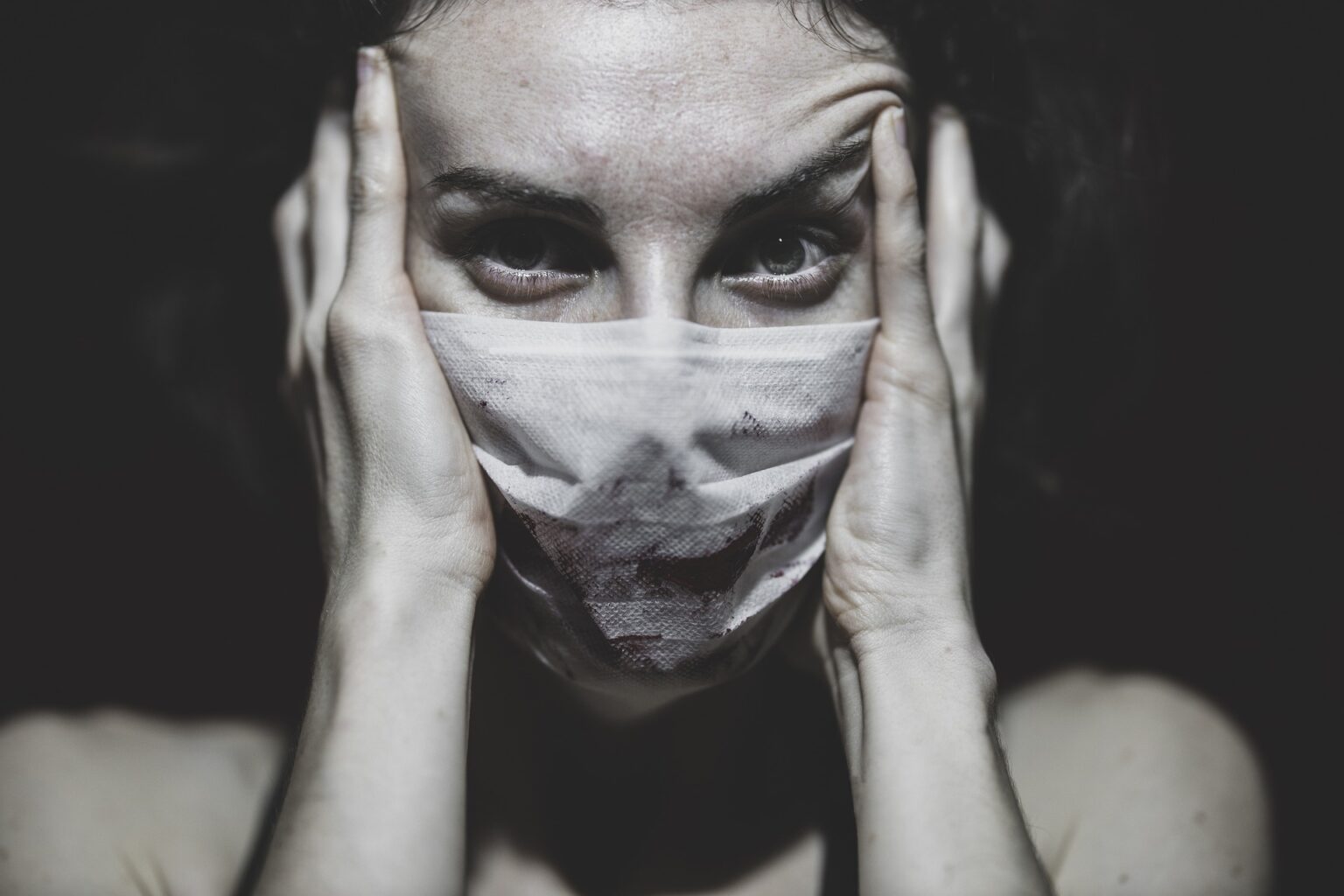 Ebola powraca: USA przesiewają pasażerów z Ugandy coronavirus 5184783 1920