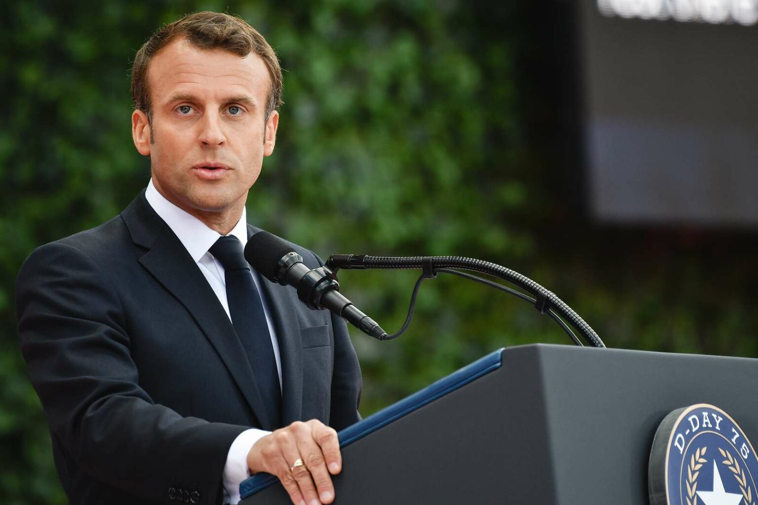 Macron przyznaje, że połowa zbrodni w Paryżu jest popełniana przez obcokrajowców president emmanuel macron the president of france e4cf32 1600