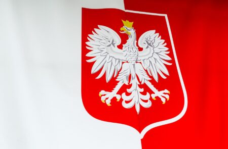 Rząd po cichu wprowadził „nowe godło” godło polski