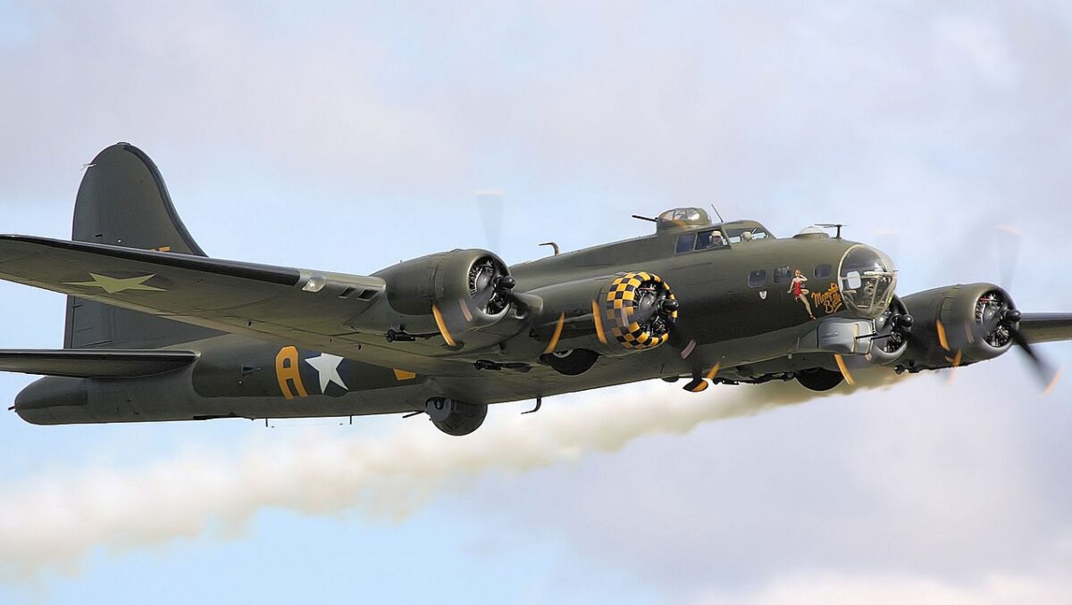1274px B17 Duxford August 2009 3849392855 cropped