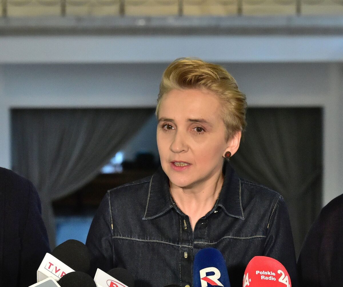 Posłanka Lewicy odpowie za protest w kościele! Uchylono Joannie Scheuring-Wielgus immunitet 1906px Joanna Scheuring Wielgus podczas konferencji w Sejmie