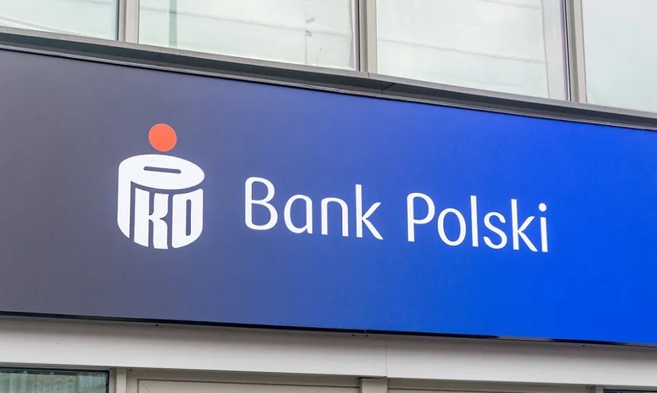 Lepiej zabezpiecz się w gotówkę. Urzędnicy ostrzegają przed możliwością wstrzymania dostaw pieniędzy BankPKO