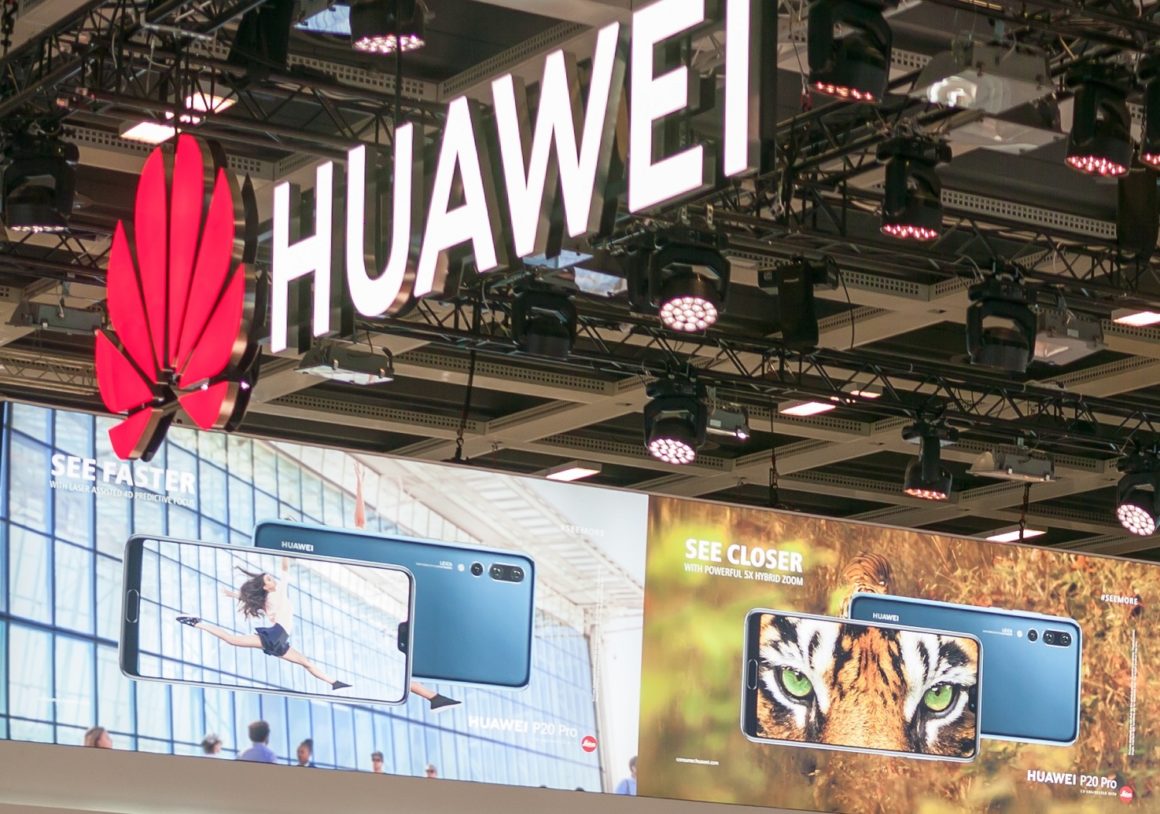 Huawei zakazany. Wstrzymano sprzedaż powołując się na zagrożenia dla bezpieczeństwa narodowego Huawei USA Ausnahmegelung Verlaengerung 1160x814 1
