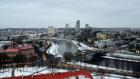 Większość mieszkańców uważa, że sytuacja na Litwie pogorszyła się, wynika z sondażu Litwa