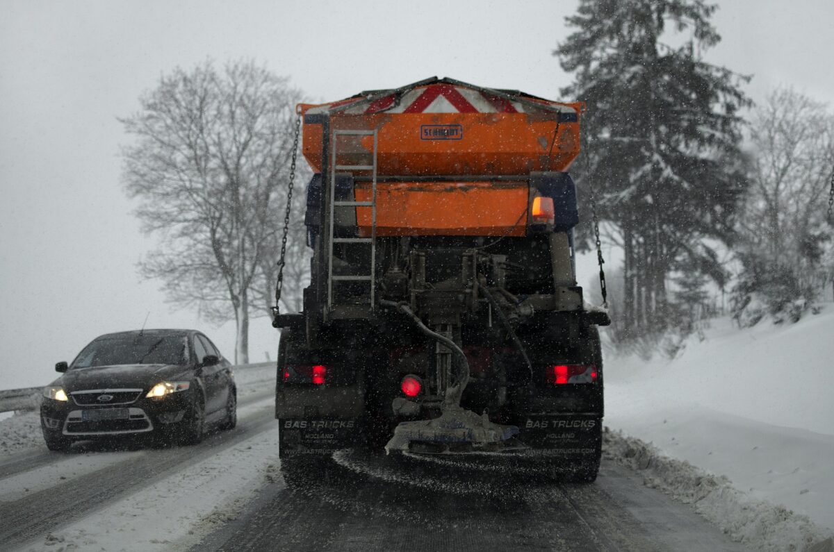 Komunikacja miejska nie działa. Gołoledź sparaliżowała sytuację na drogach w Białymstoku weather 3920570 1920 1