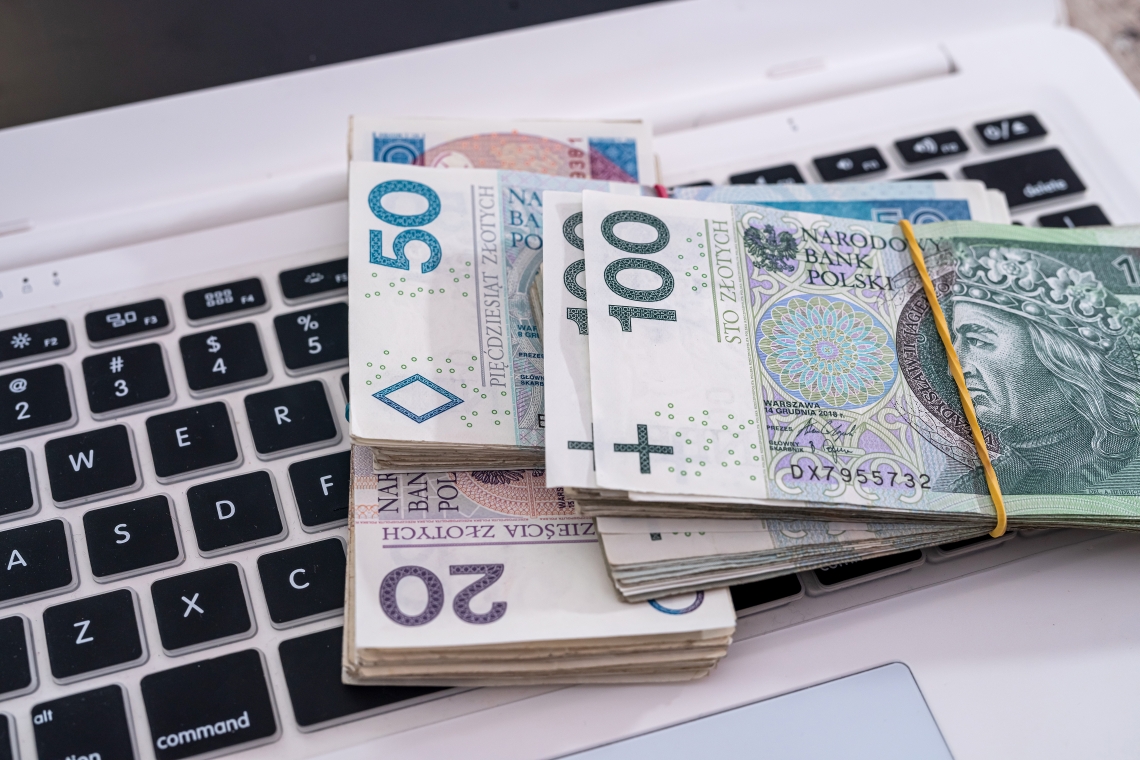 Kolejny bank upadł. Lepiej zabezpiecz swoje oszczędności GotowkaPLnPieniadz