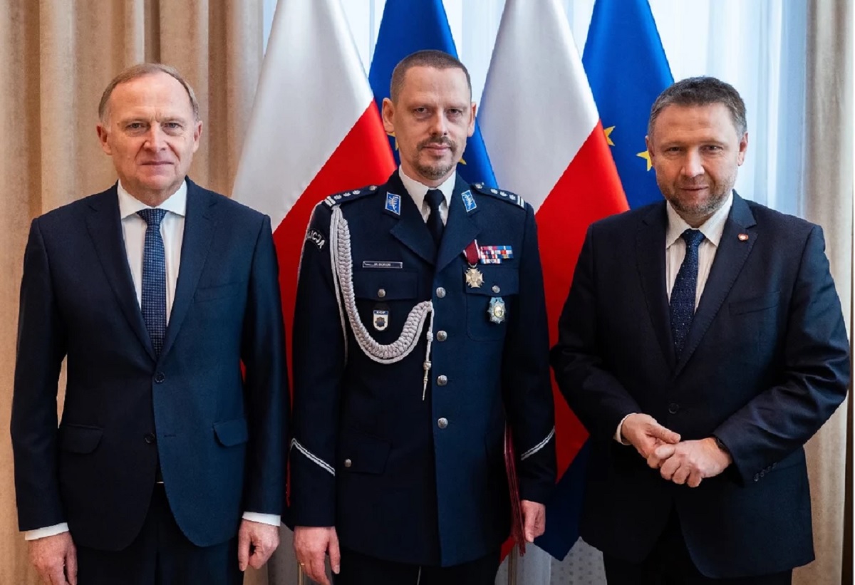 Jest nowy szef polskiej policji. Minister podpisał pismo MarekBoron