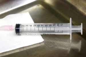 syringe 1763909 1280
