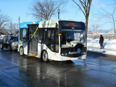 1440px Ecolobus Quebec 04