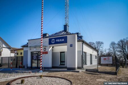 Atak na Posterunek Policji w Mircu: Policja oddała strzały KomisariatPolicji