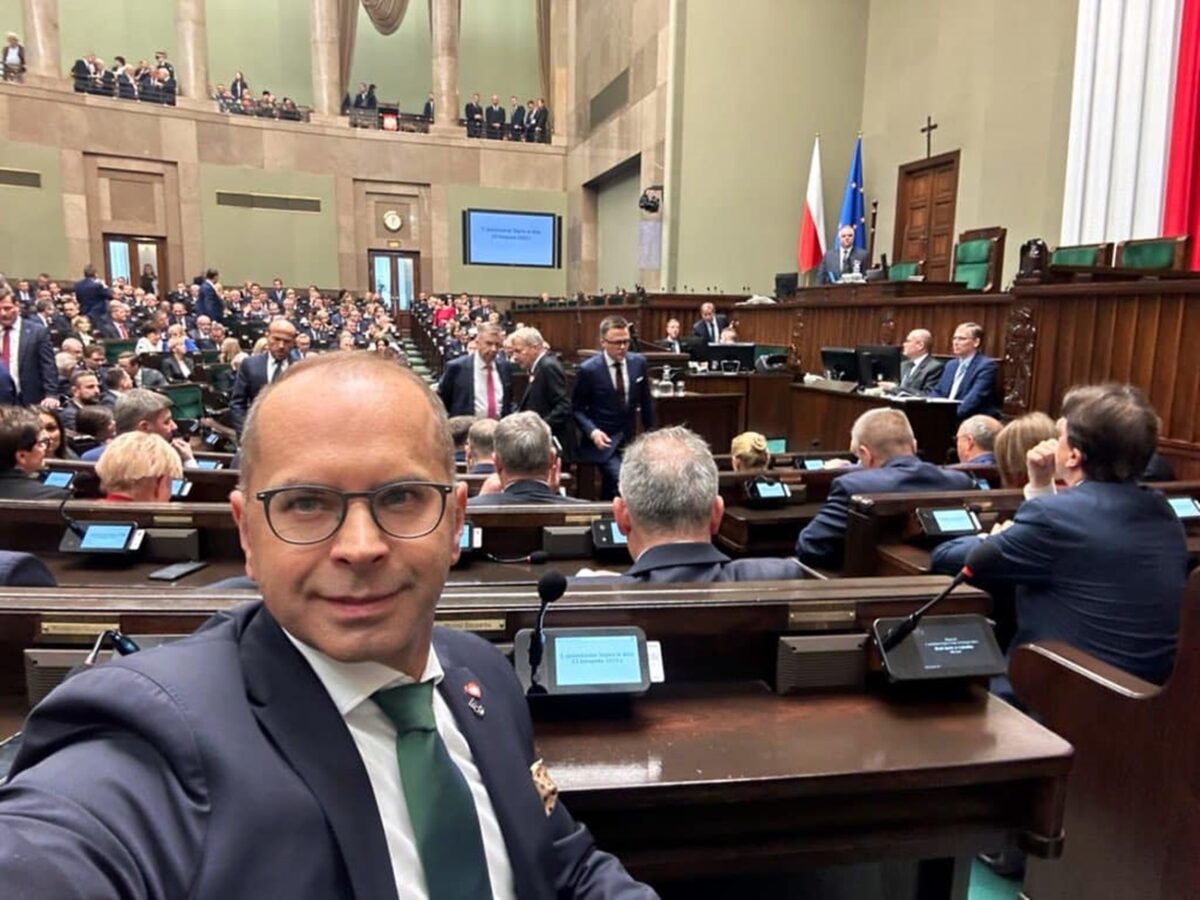 Posel Szczerba 3 FB NW