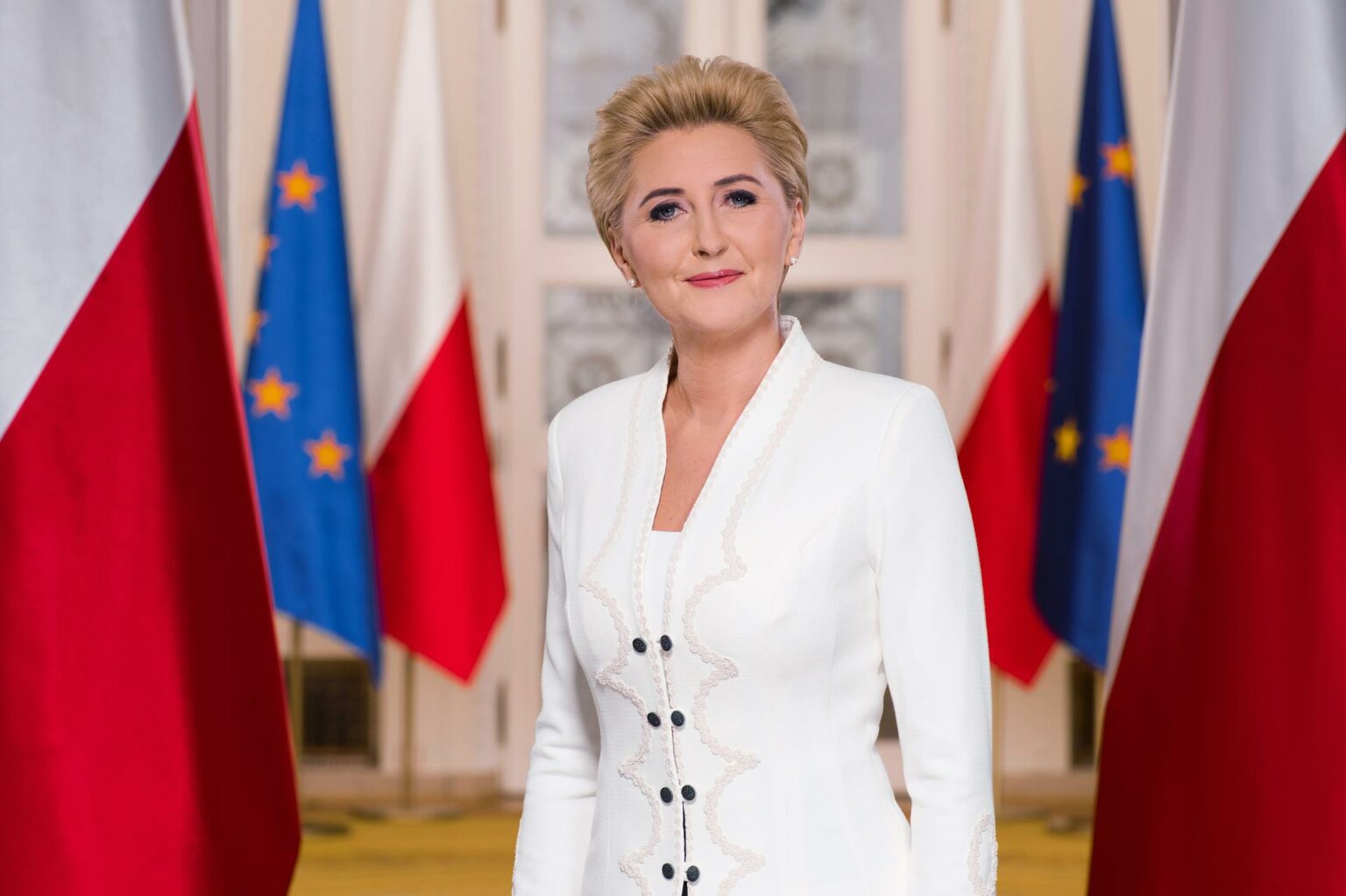 gf Drr9 sdRL A8qu agata duda 1920x1080 nocrop