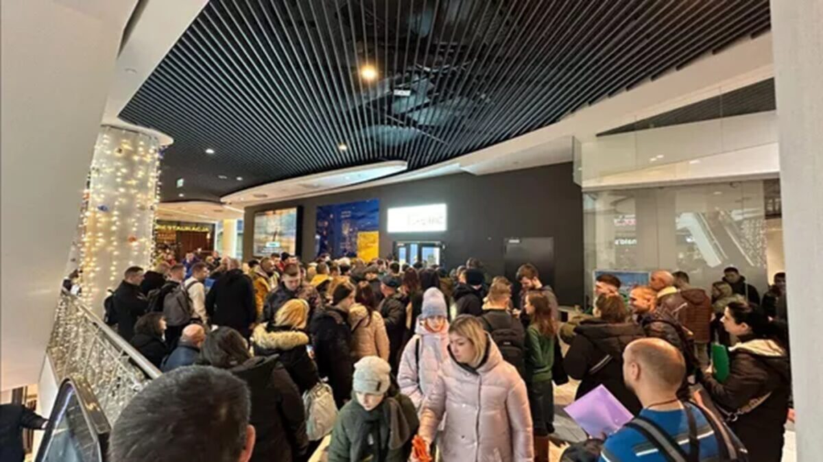 Przy MSWiA działa zespół na rzecz uregulowania prawnego ograniczającego świadczeń 800+ dla Ukraińców Uchodzcy 5454