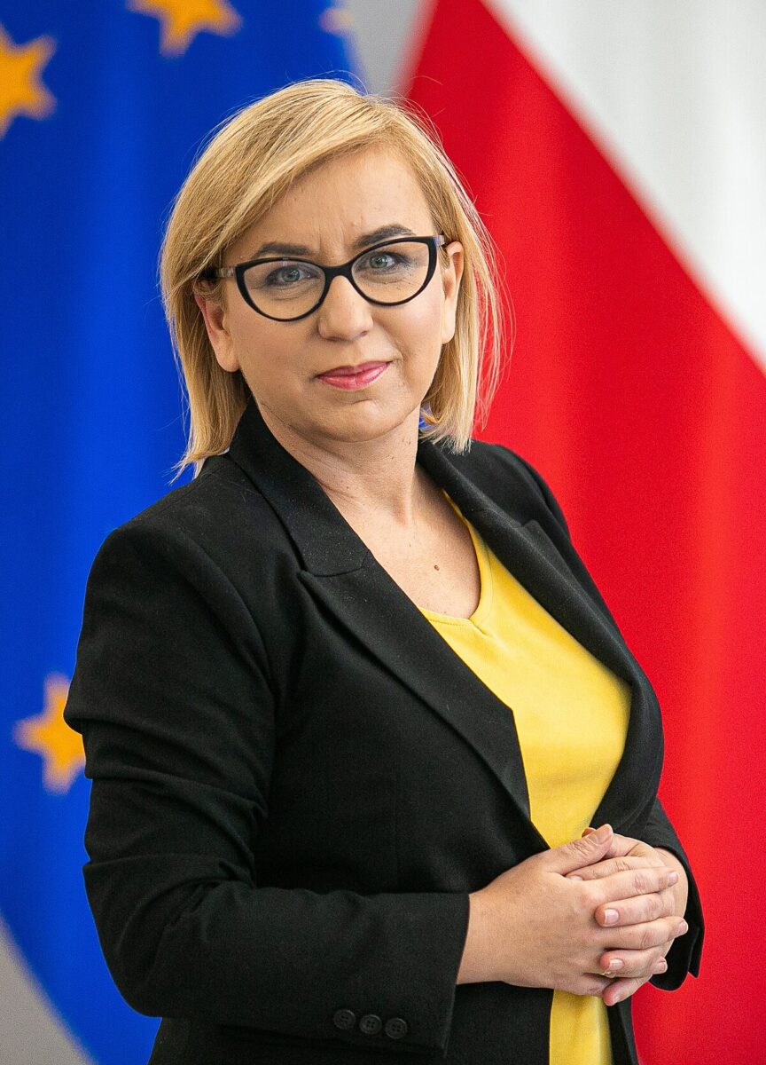 Reżim Tuska sfinansuje walkę z „dezinformacją klimatyczną” z kieszeni Polaków! Paulina Hennig Kloska