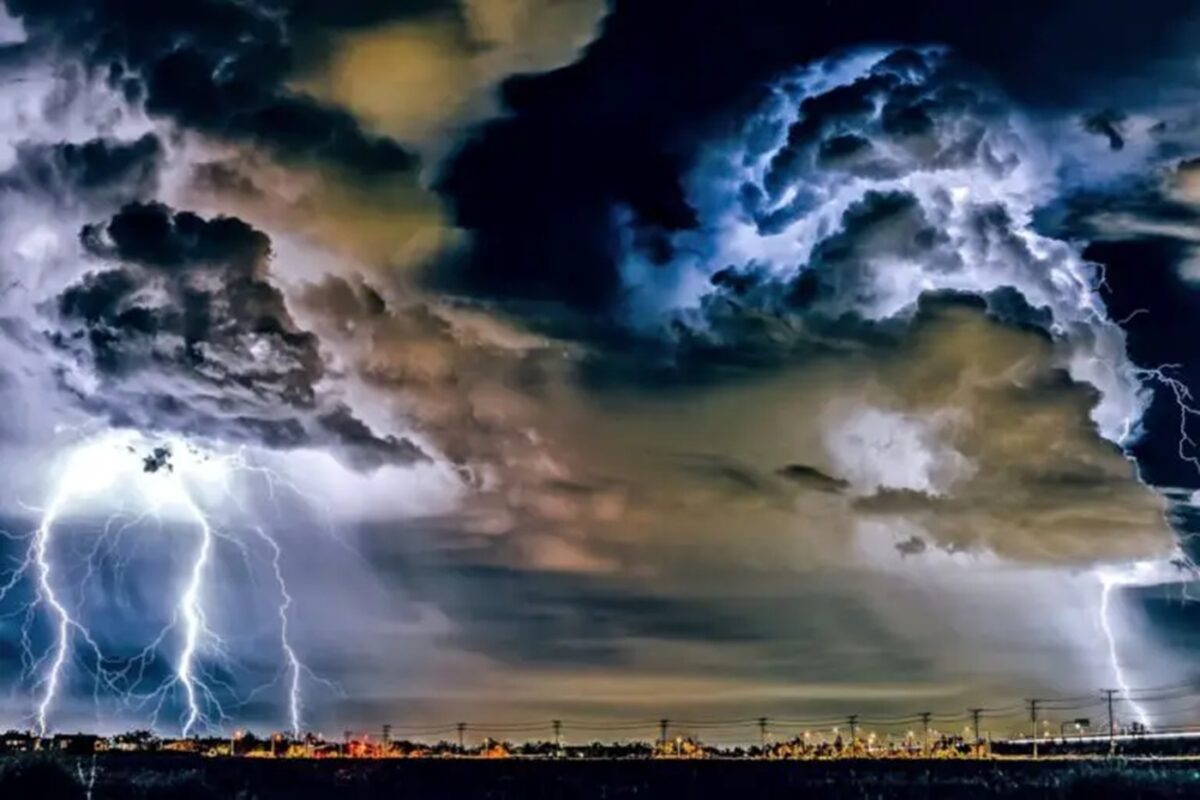 burza pioruny 768x512 1