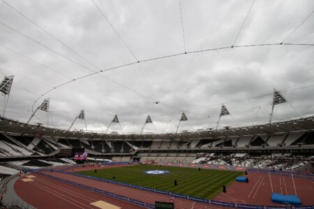 Wydali Miliardy na Igrzyska. Teraz te Stadiony są w Ruinie lub do Rozbiórki 1620px London Olympic Stadium Interior March 2012 2