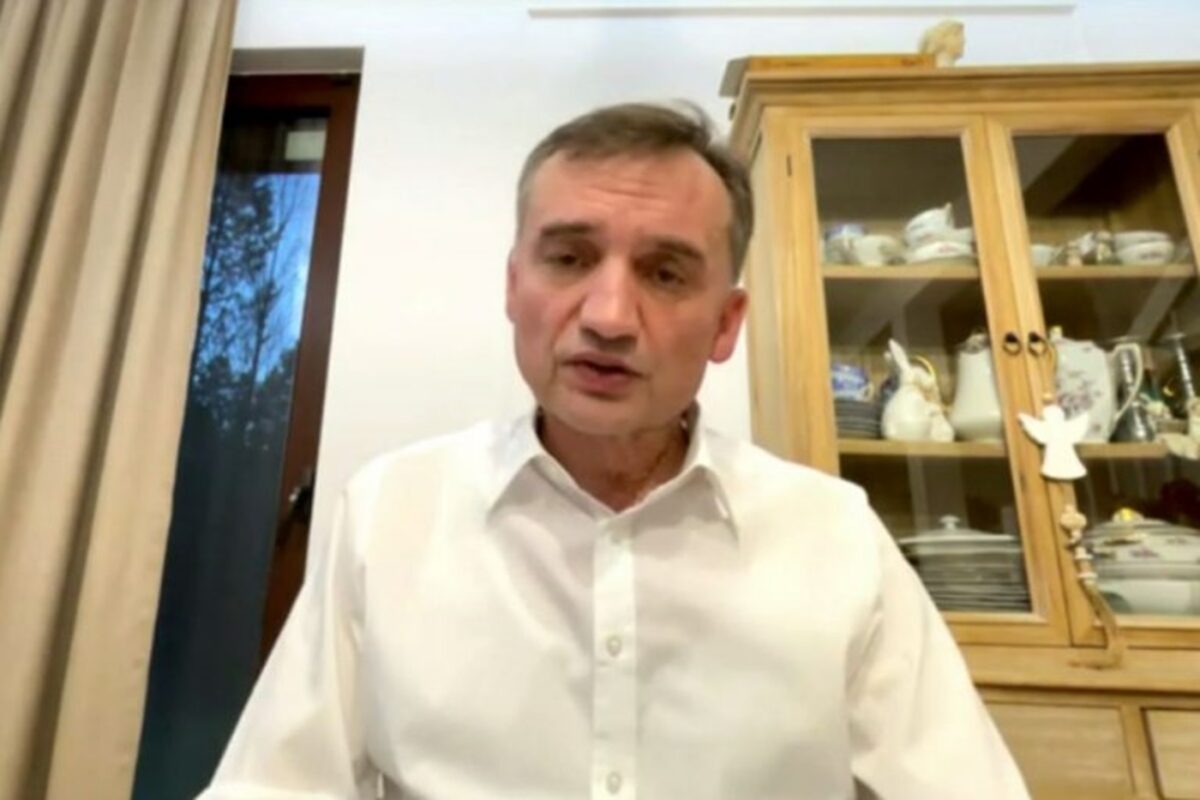 Ziobro i Kanthak składają zawiadomienie. Premier Tusk i Żurek oskarżeni o bezprawie! zbigniew ziobro