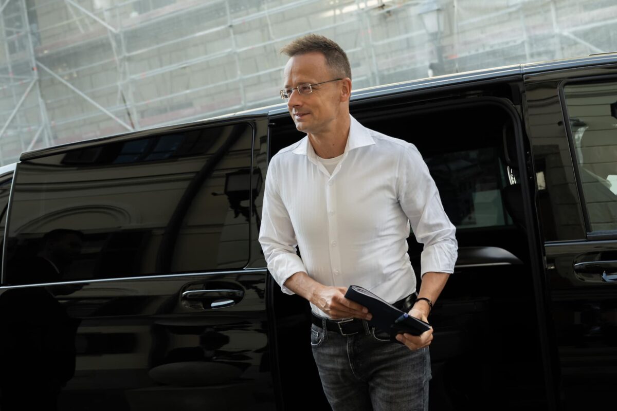 Nikt w UE nie chce wojny handlowej z USA – mówi Szijjártó Peter Szijjarto fg