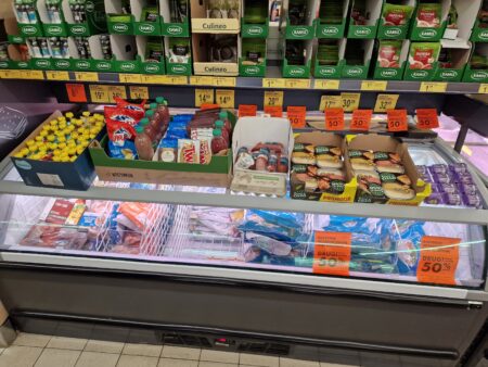 Biedronka: Przeterminowana Żywność w Piotrkowie Trybunalskim Biedronka