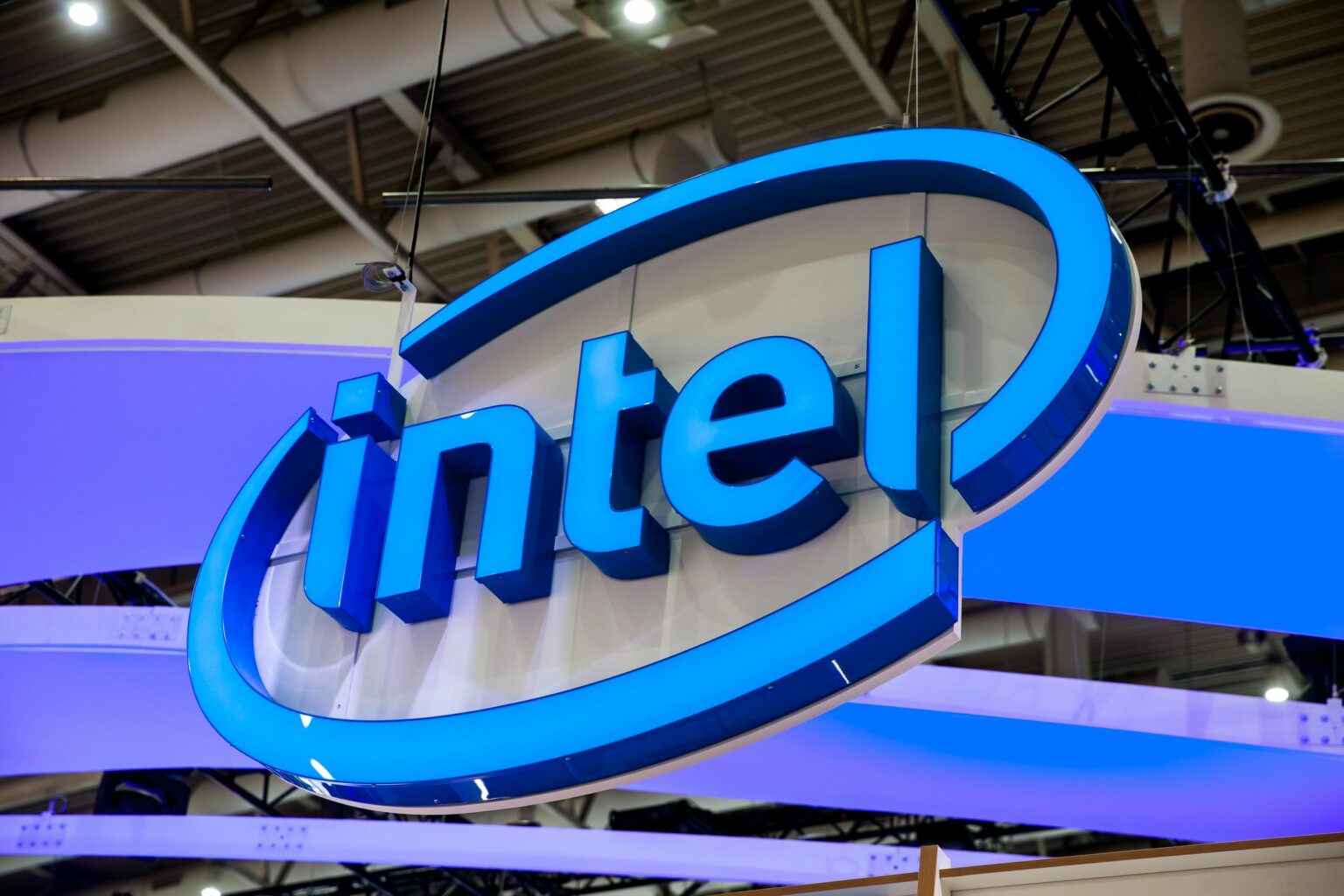 Intel zdecydował. Miliardowa fabryka pod Wrocławiem nie powstanie! Intel