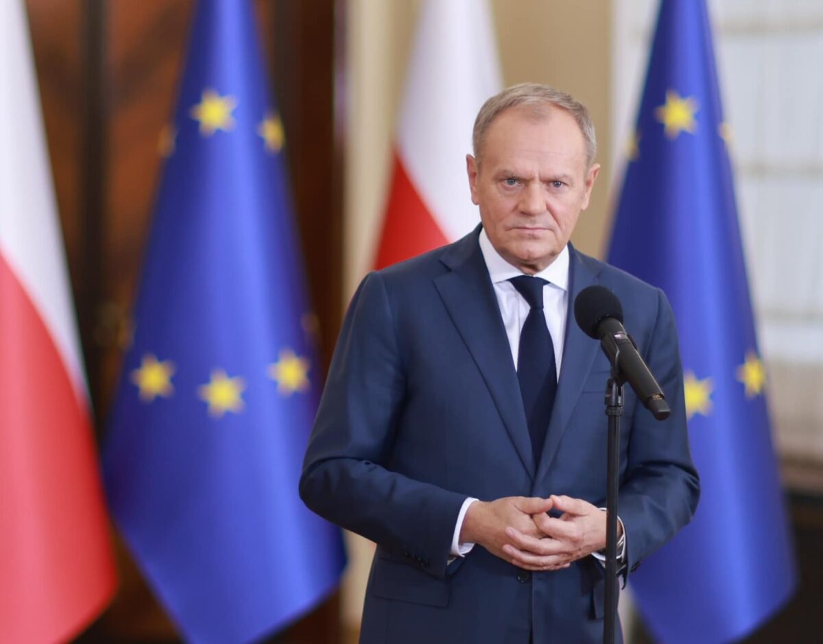 Donald Tusk dostaje 3 emerytury. Dostanie kolejną podwyżkę Donald Tusk