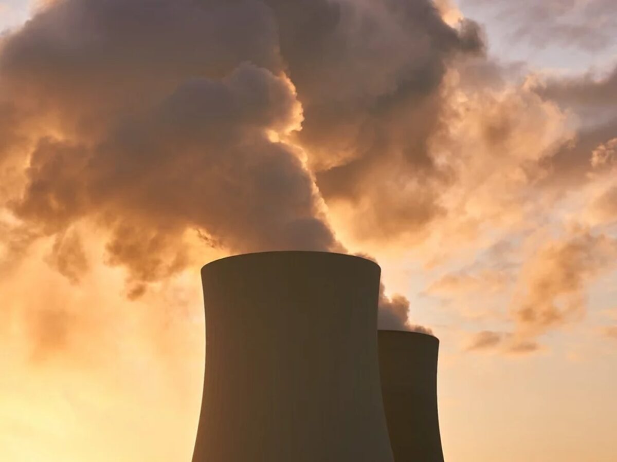 „Zielona rewolucja” zaczyna wdzierać się do samorządów elektrownia weglowa