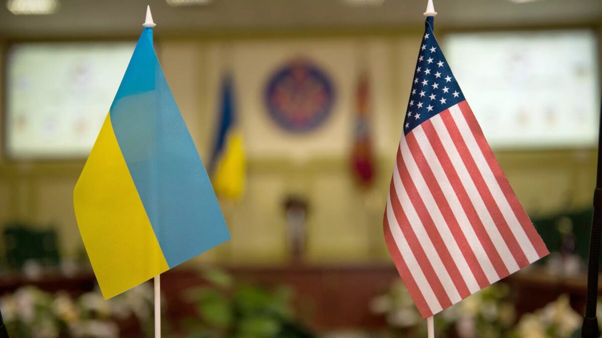 Ukraina odrzuciła nową wersję umowy surowcowej zaproponowaną przez stronę amerykańską USA i UA flaga 1