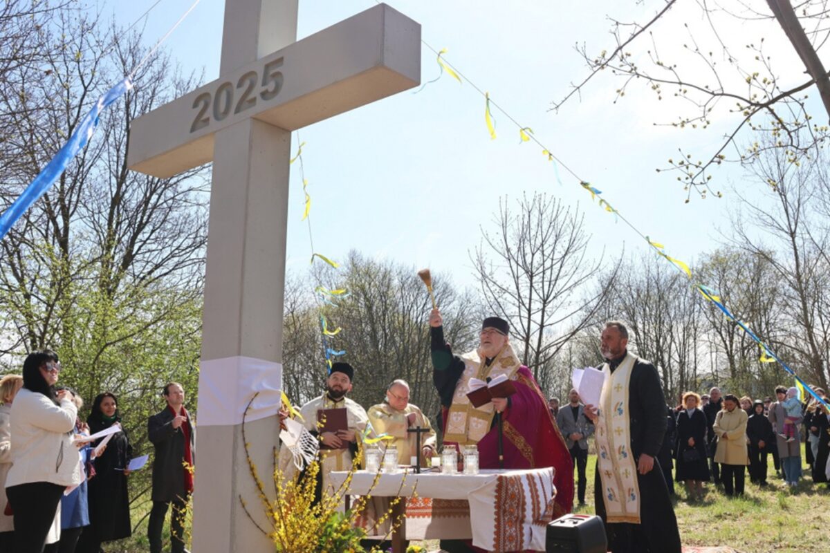W Opolu odbyło się uroczyste poświęcenie krzyża pod budowę ukraińskiej cerkwi Cerkiew ukrainska Opole