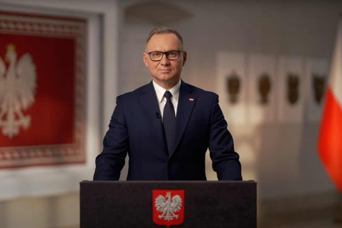 Znamy emeryturę Andrzeja Dudy. Prezydent już zapowiada, że to za mało. Duda 3005