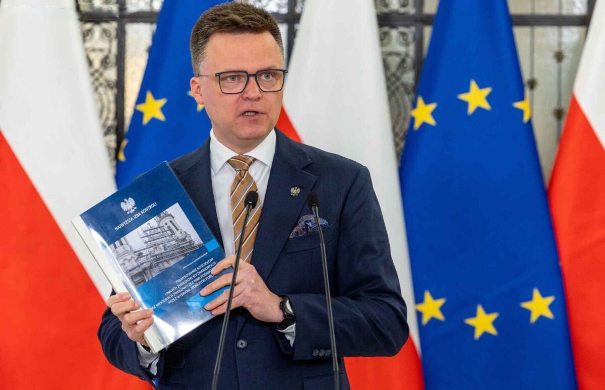 Holownia raport NIK o kosciele