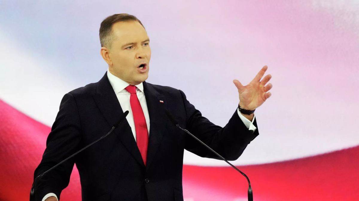 Nawrocki spełnia kluczową obietnicę. Zerowy PIT dla rodzin to 13 miliardów dla Polaków! Nawrocki