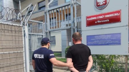 Policja Warszawa kierowca na aplikacje placowka strazy granicznej