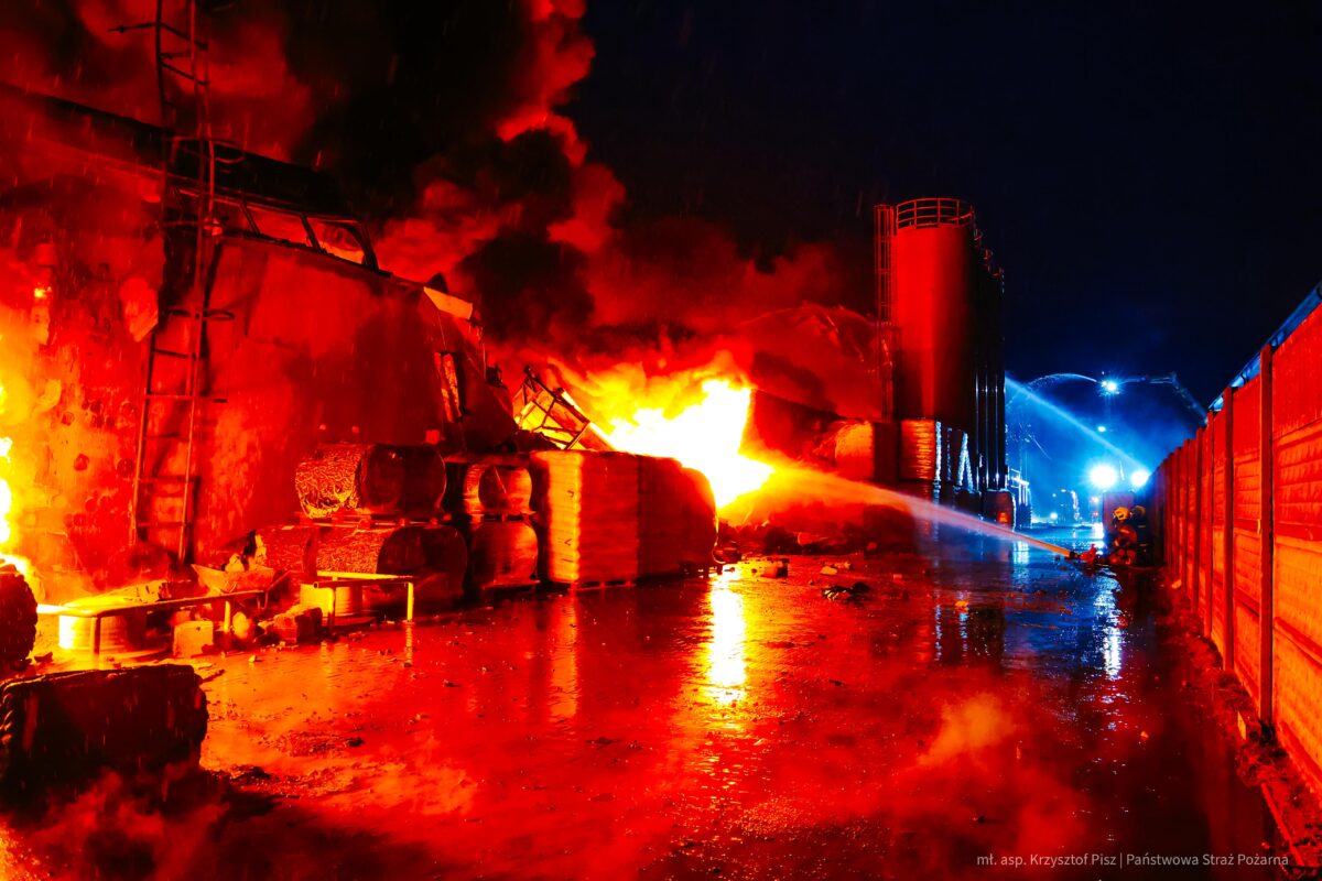 28f59399 8732 42b4 92f4 f89867a79ad2